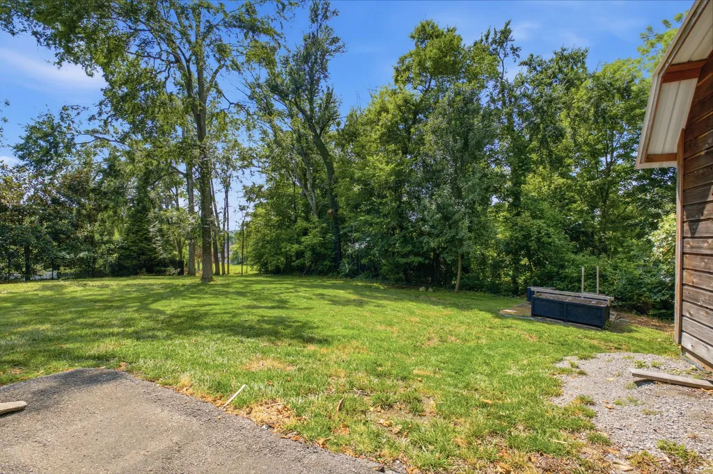 7222 Westcott Drive Nashville TN 37221