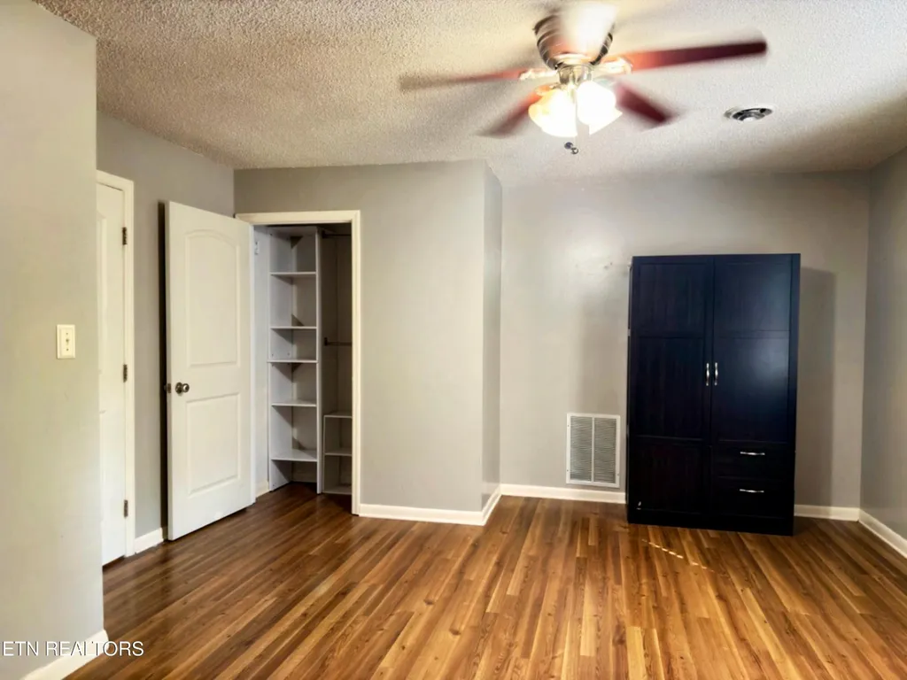 8122 Wiebelo Drive Knoxville TN 37931