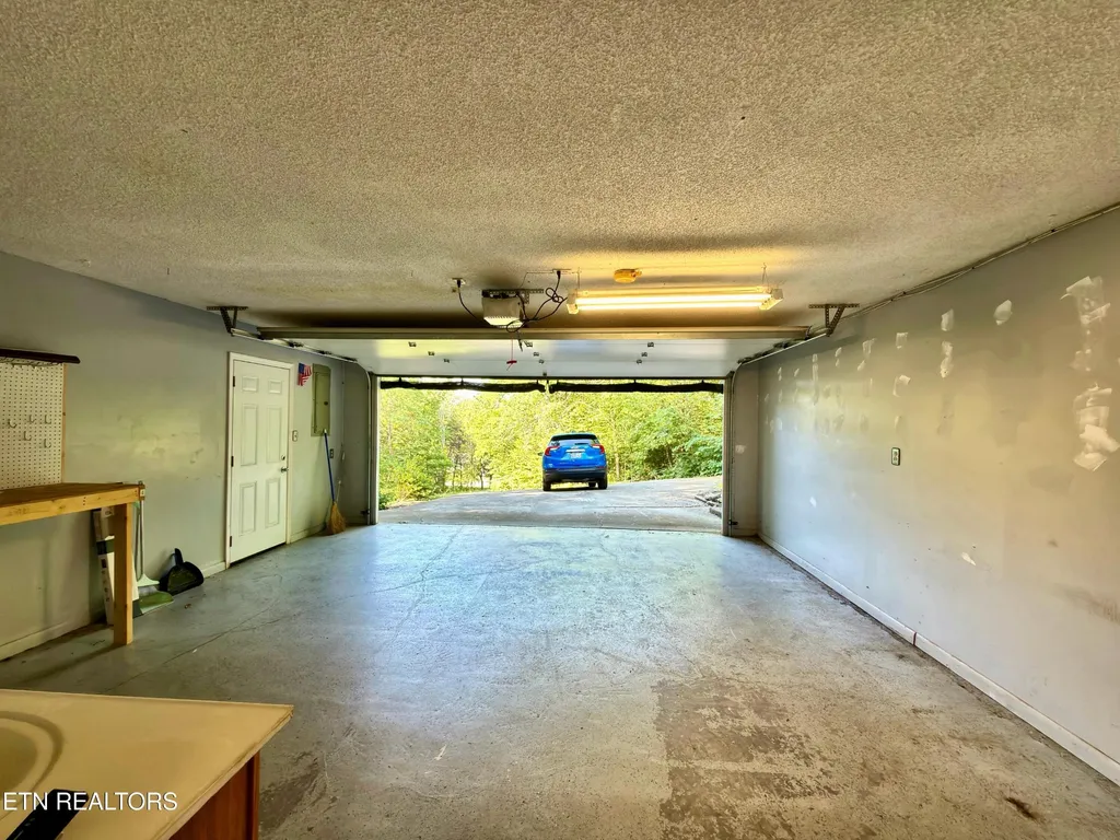 8122 Wiebelo Drive Knoxville TN 37931