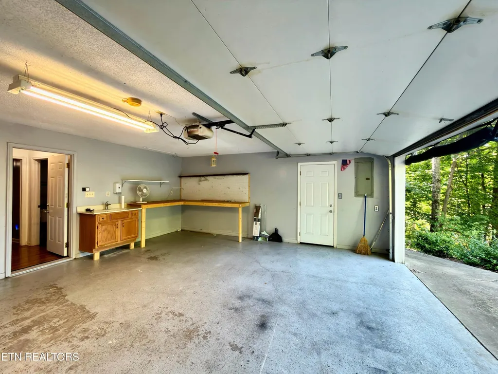 8122 Wiebelo Drive Knoxville TN 37931
