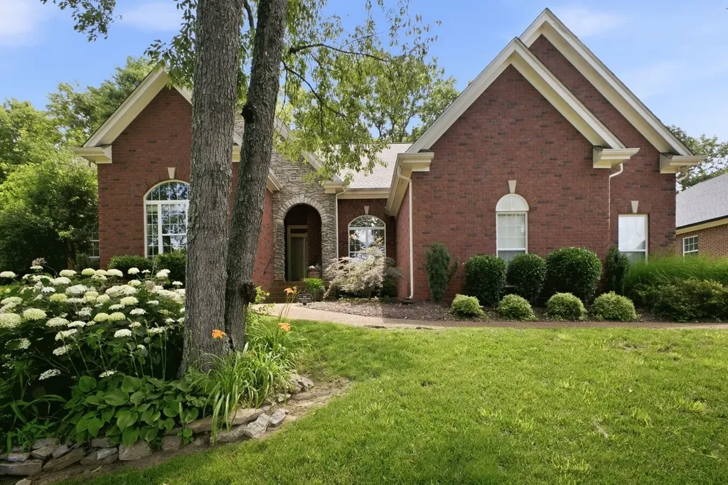 325 Red Feather Lane Brentwood TN 37027