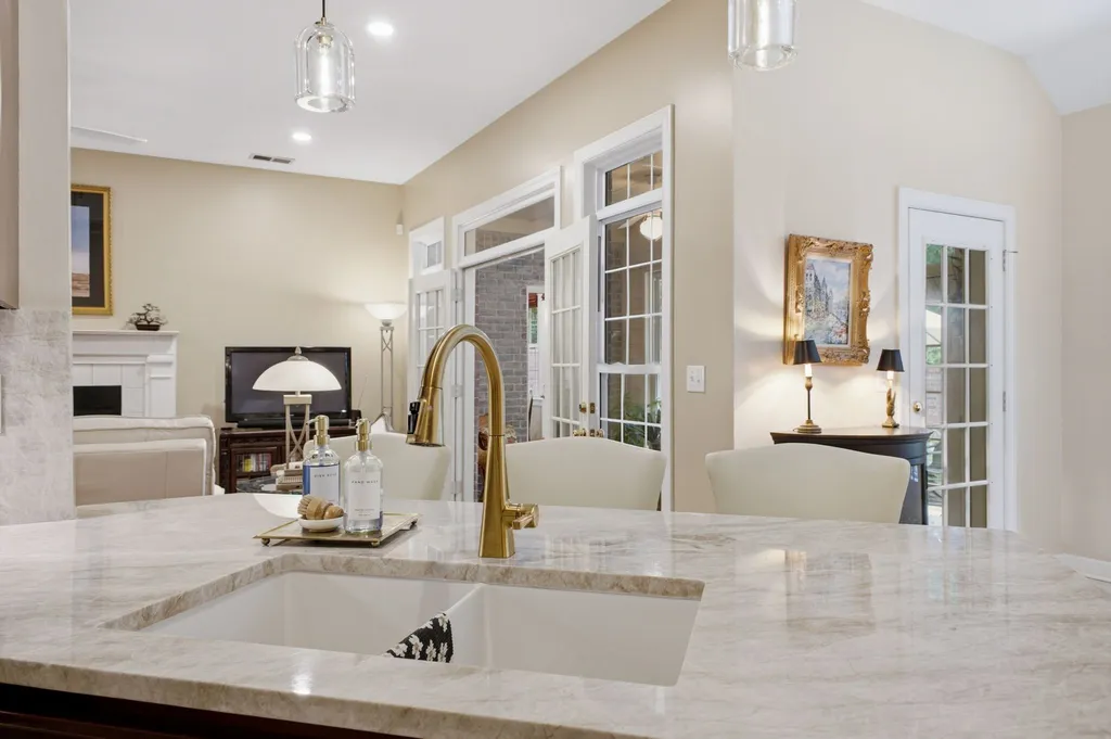 325 Red Feather Lane Brentwood TN 37027