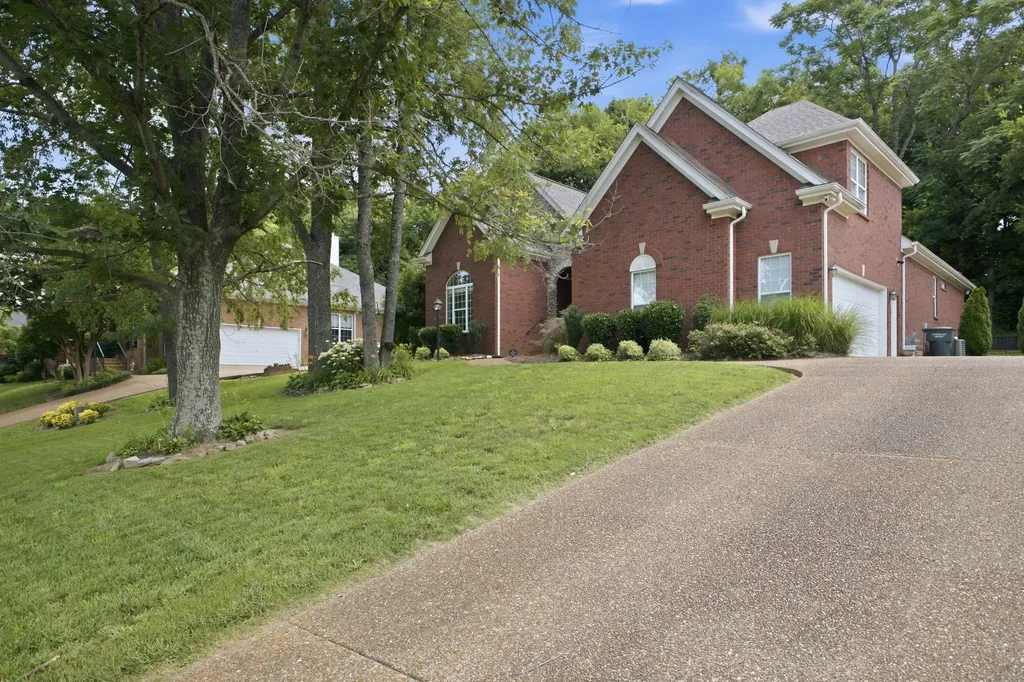 325 Red Feather Lane Brentwood TN 37027