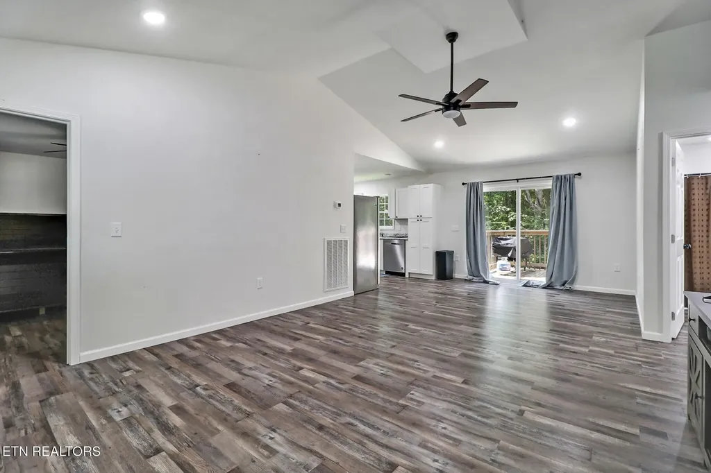 152 Goney Road Grimsley TN 38565