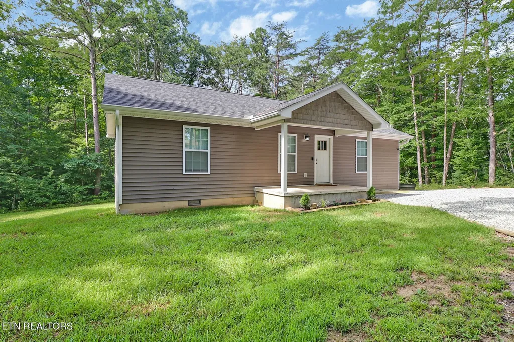 152 Goney Road Grimsley TN 38565