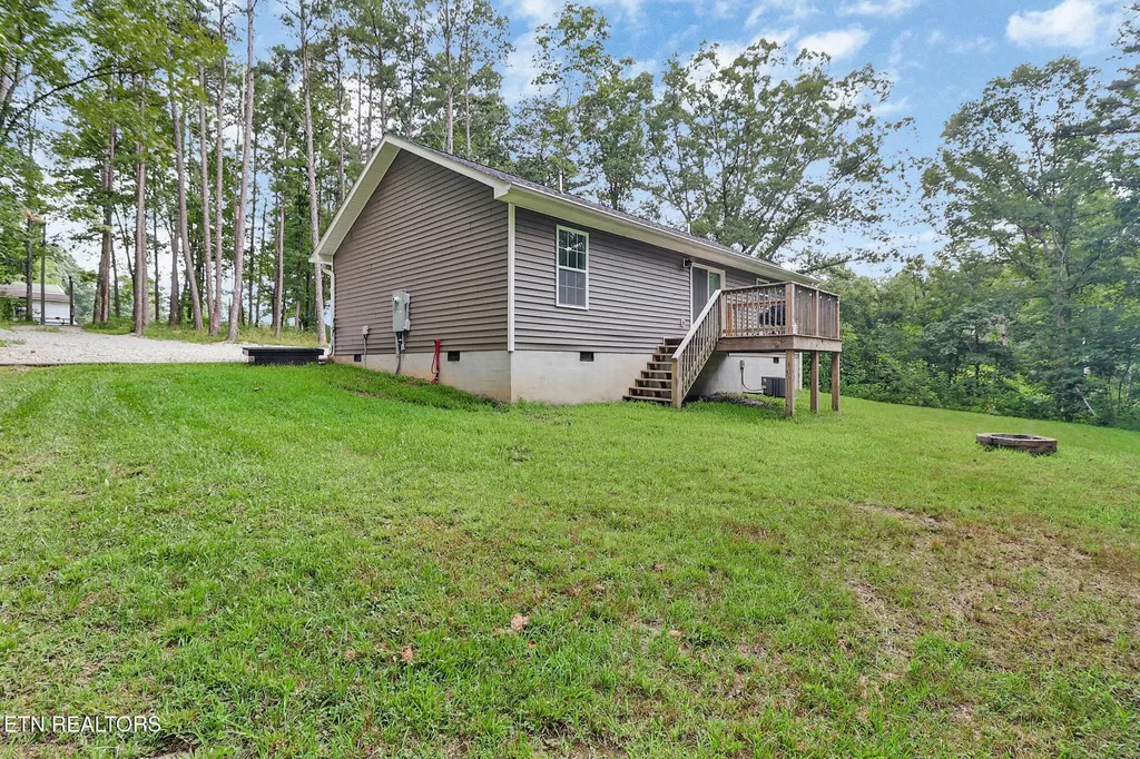 152 Goney Road Grimsley TN 38565