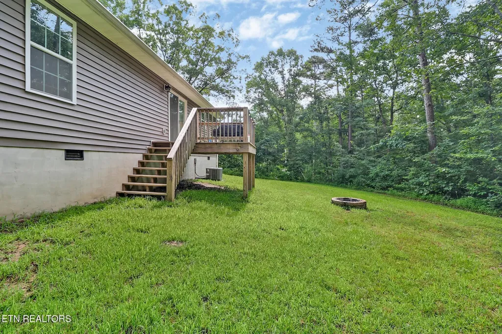 152 Goney Road Grimsley TN 38565