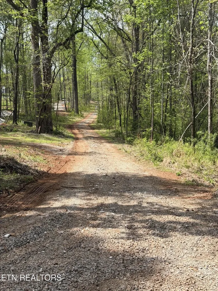 7836 Dry Valley Road Loudon TN 37774