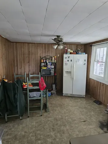 1264 Indian Creek Road Mc Ewen TN 37101