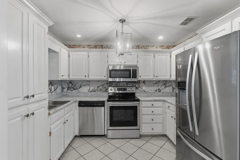 2747 Stonehedge Drive Murfreesboro TN 37128