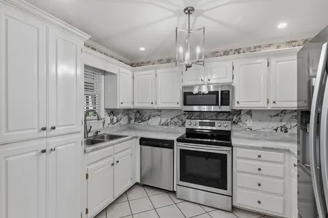 2747 Stonehedge Drive Murfreesboro TN 37128