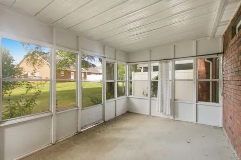 2747 Stonehedge Drive Murfreesboro TN 37128