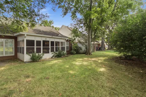 2747 Stonehedge Drive Murfreesboro TN 37128