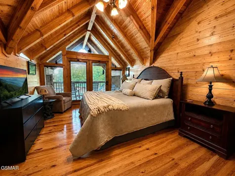 612 Cherry Blossom Way Pigeon Forge TN 37863