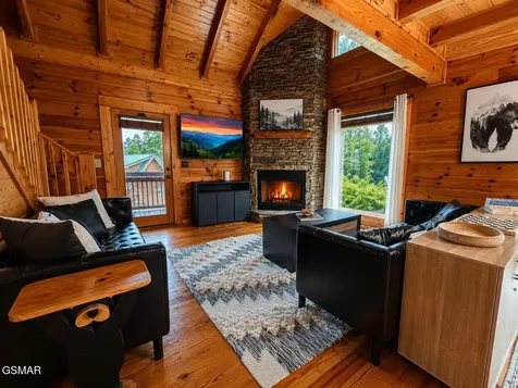 612 Cherry Blossom Way Pigeon Forge TN 37863