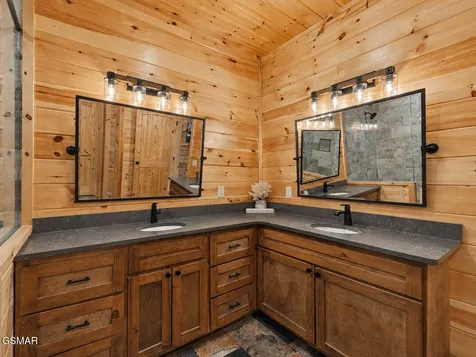 856862 Crest View Drive Gatlinburg TN 37738