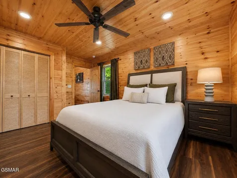856862 Crest View Drive Gatlinburg TN 37738