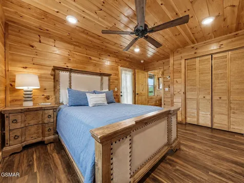 856862 Crest View Drive Gatlinburg TN 37738