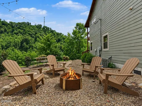 856862 Crest View Drive Gatlinburg TN 37738
