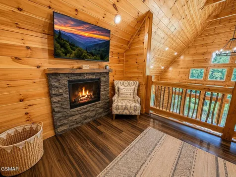 856862 Crest View Drive Gatlinburg TN 37738