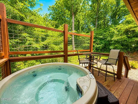 856862 Crest View Drive Gatlinburg TN 37738