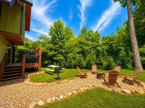 856862 Crest View Drive Gatlinburg TN 37738