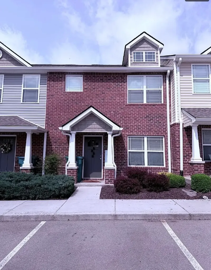 1052 Wells Way Spring Hill TN 37174