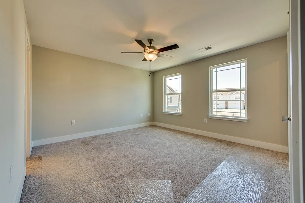 1052 Wells Way Spring Hill TN 37174