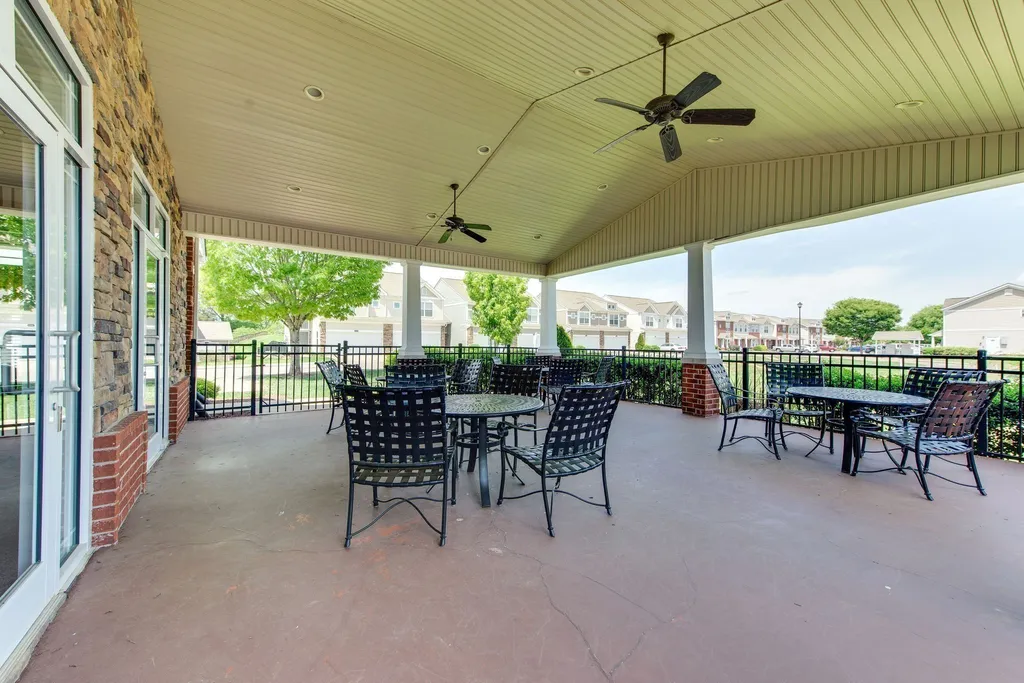 1052 Wells Way Spring Hill TN 37174