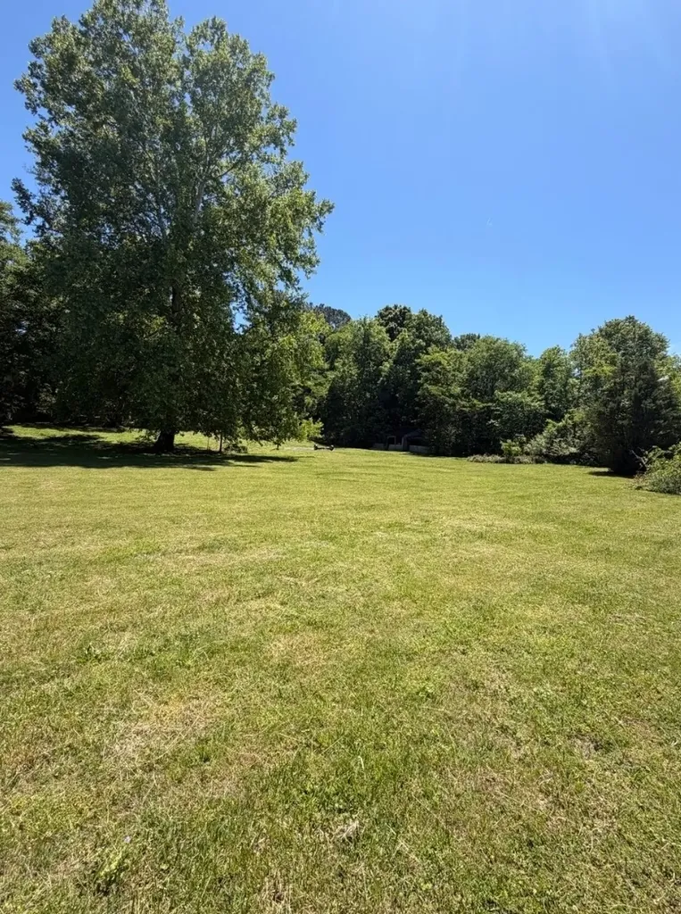 1A Theta Pike Columbia TN 38401