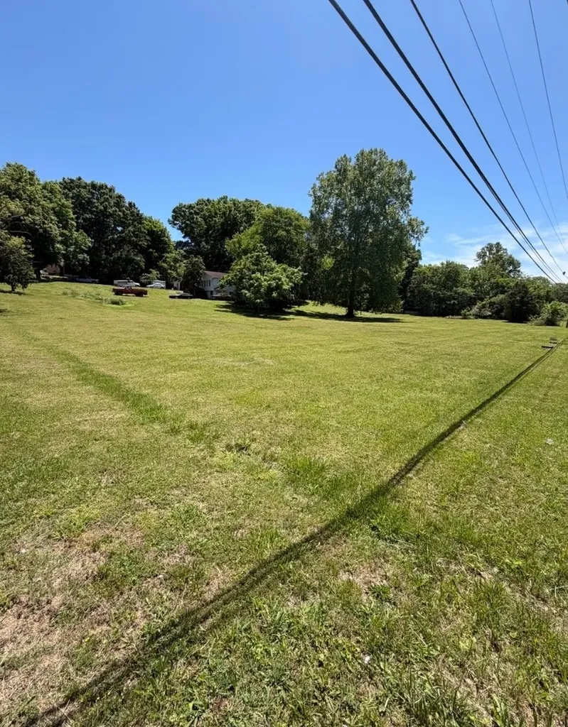 1A Theta Pike Columbia TN 38401
