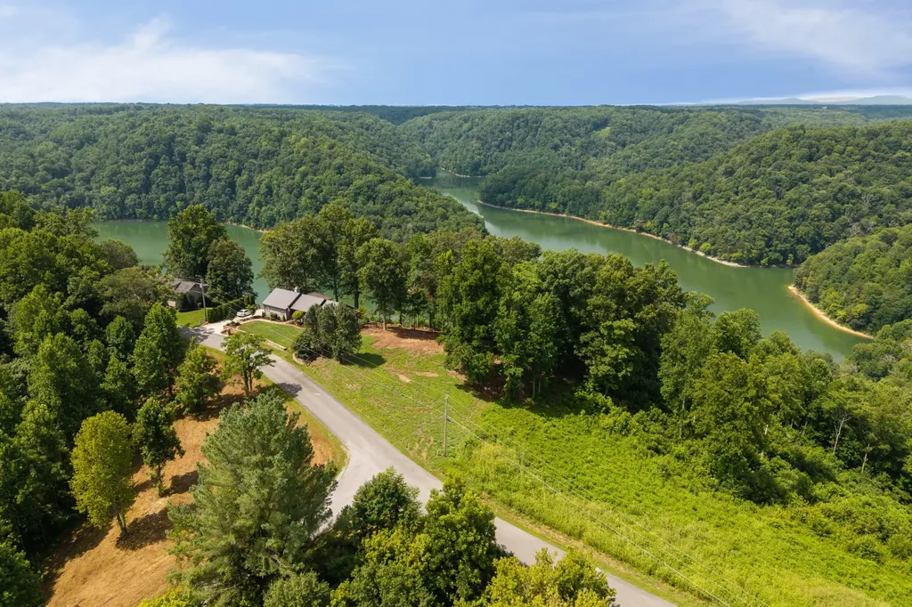 0 Opal Pt Drive Smithville TN 37166