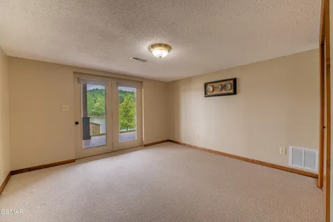 326 Chamberlain Cove Road Kingston TN 37763