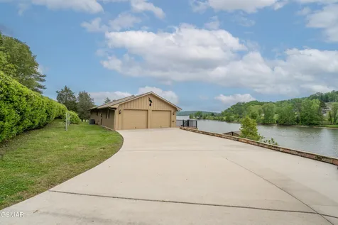 326 Chamberlain Cove Road Kingston TN 37763