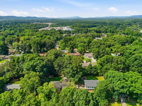 907 Wesley Drive Hixson TN 37343