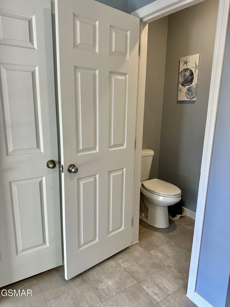 359 Garden Lane Dandridge TN 37725