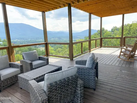 3429 Mtn Tyme Way Sevierville TN 37862