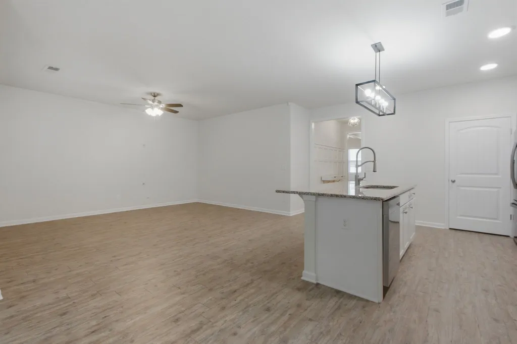 716 Prominence Road Columbia TN 38401