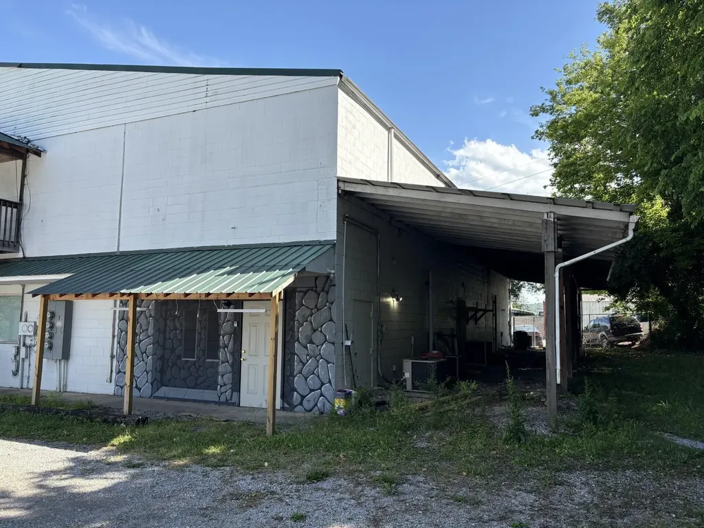 1459 Railroad Street Dayton TN 37321