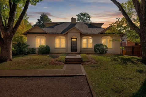 203A Woodmont Circle Nashville TN 37205