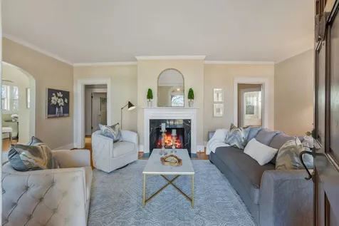 203A Woodmont Circle Nashville TN 37205