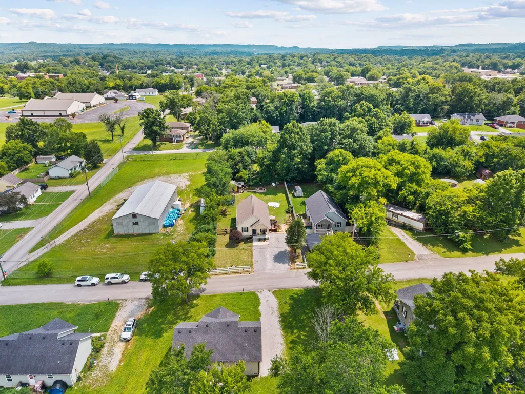 717 Marshall Street Lewisburg TN 37091