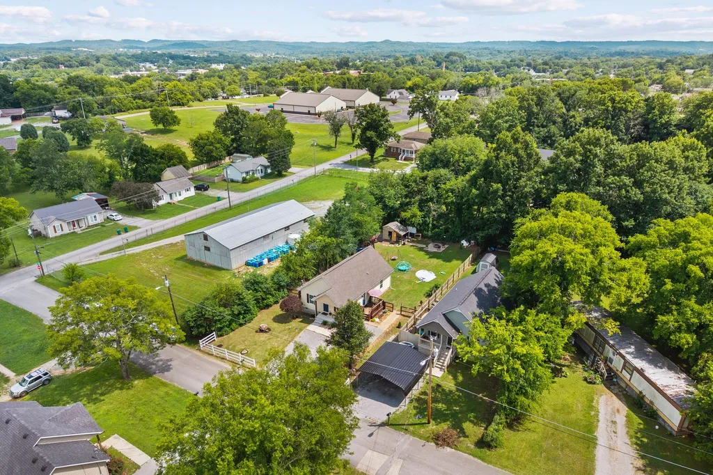 717 Marshall Street Lewisburg TN 37091