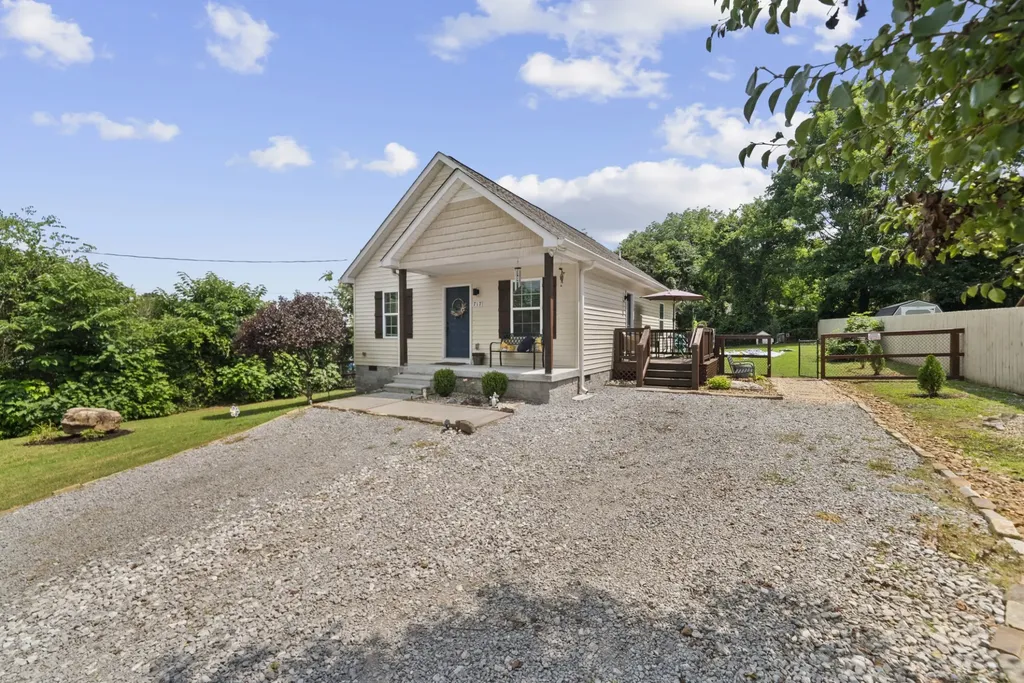 717 Marshall Street Lewisburg TN 37091