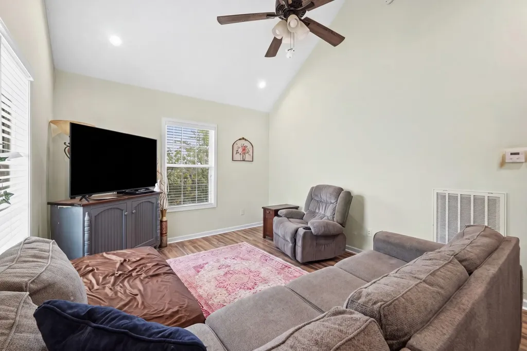 717 Marshall Street Lewisburg TN 37091