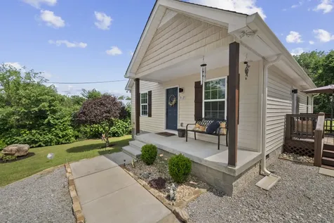 717 Marshall Street Lewisburg TN 37091