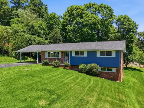 15 Holiday Lane Chattanooga TN 37415