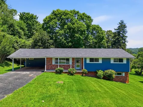 15 Holiday Lane Chattanooga TN 37415