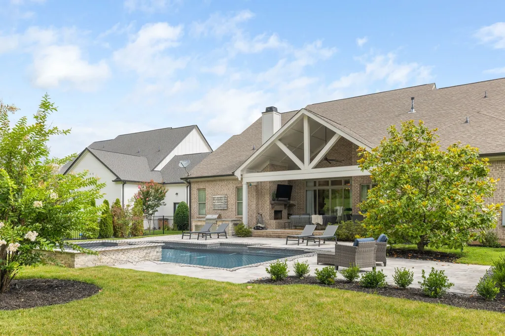 3648 Ronstadt Road Thompsons Station TN 37179