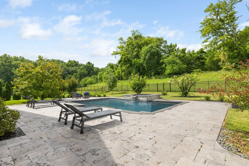 3648 Ronstadt Road Thompsons Station TN 37179